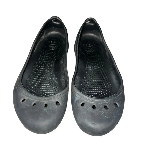 Women's Kadee Flats in Black by Crocs Size 6 - Picture 2 of 8